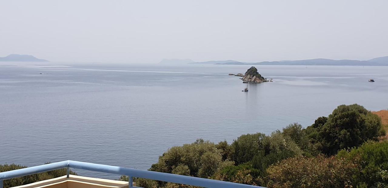 Beachfront Houses Pogonia Luaran gambar
